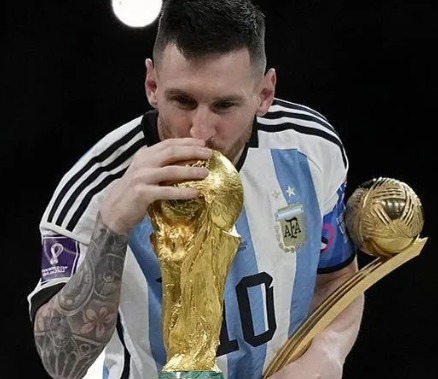 约基奇盛装,出席直面湖,人挑战,开云代理官网,开云代理,开云体育,开云全站,开云合作